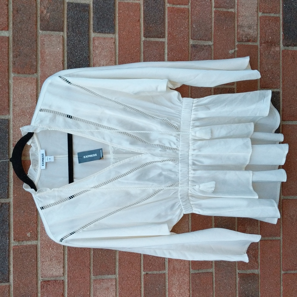 Express Top Size Small - Picture 9 of 16
